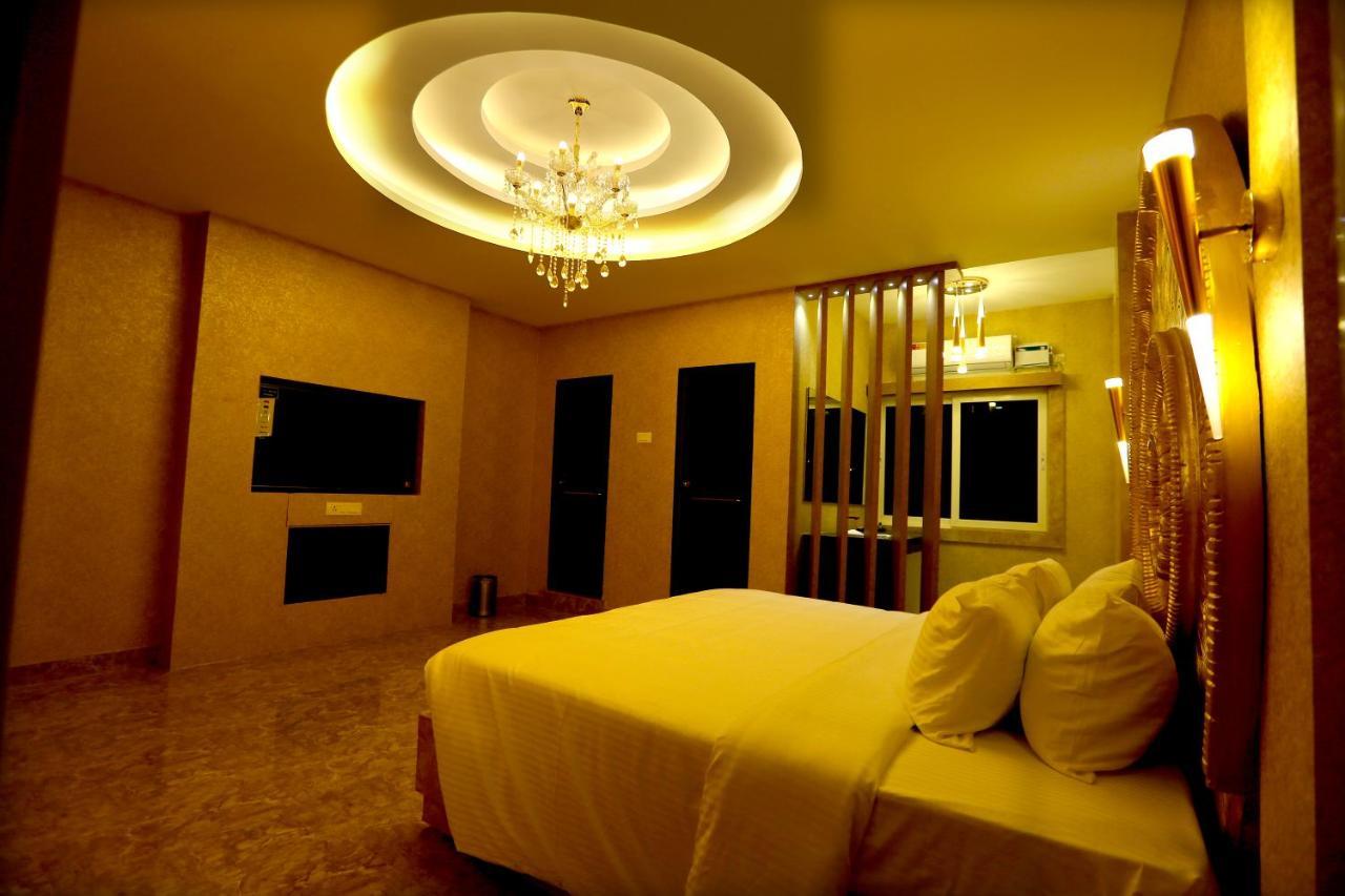 Mehar Inn Hotel Karaikkudi Exterior photo